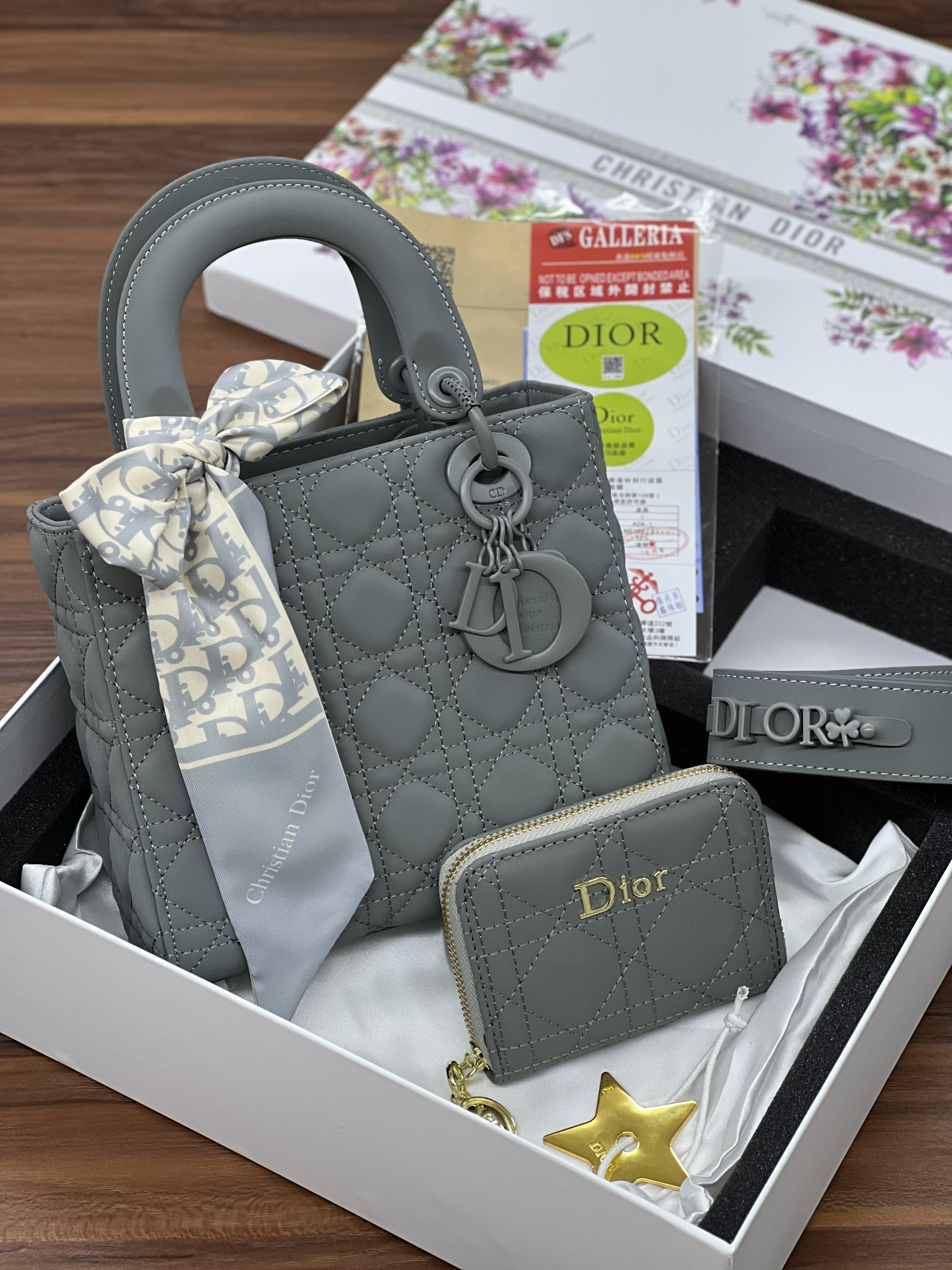 کیف دیور